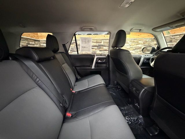 2022 Toyota 4Runner SR5 Premium - Photo 33