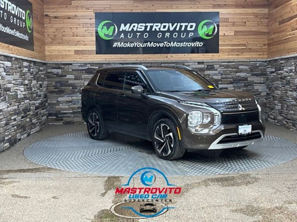 Used 2022 Mitsubishi Outlander SEL CUV