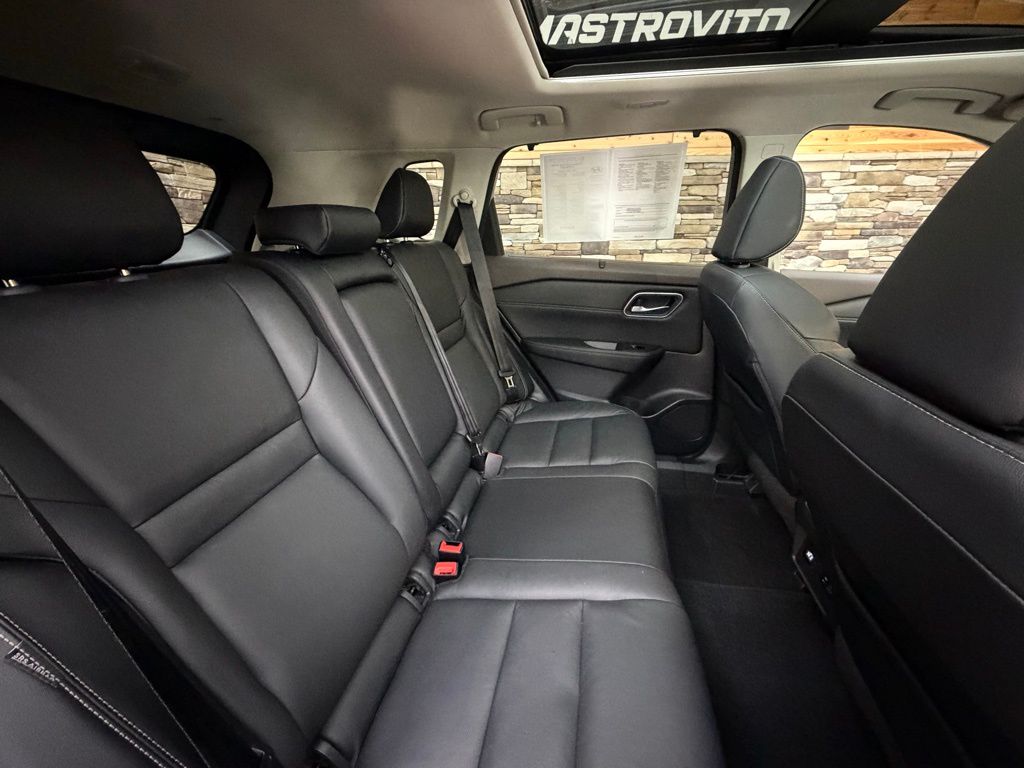 2021 Nissan Rogue SL - Photo 34