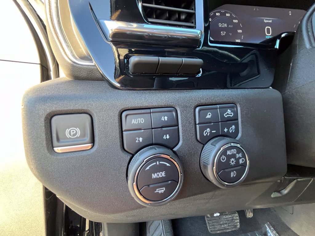 2025 Chevrolet Silverado 3500HD High Country - Photo 30