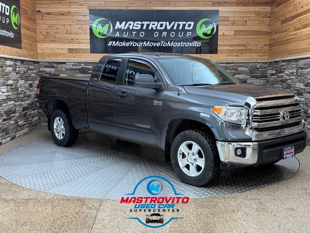 2014 Toyota Tundra 5.7 Auto 4WD SR5 Double Cab's photo