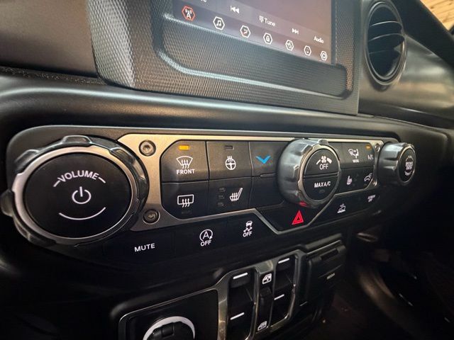 2022 Jeep Gladiator WILLYS - Photo 24