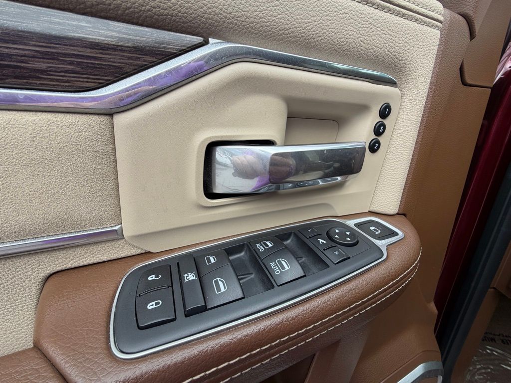 2019 RAM Ram 3500 Pickup Laramie - Photo 28