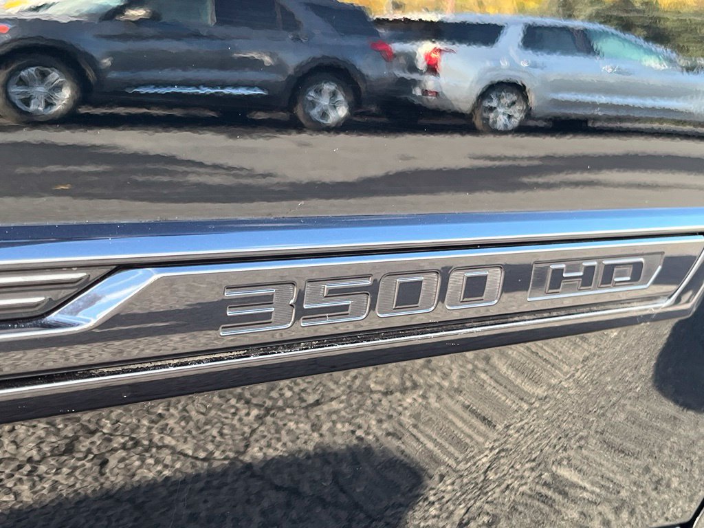 2025 Chevrolet Silverado 3500HD High Country - Photo 13