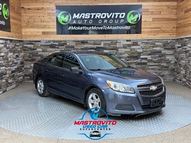 2013 Chevrolet Malibu 1LS's photo