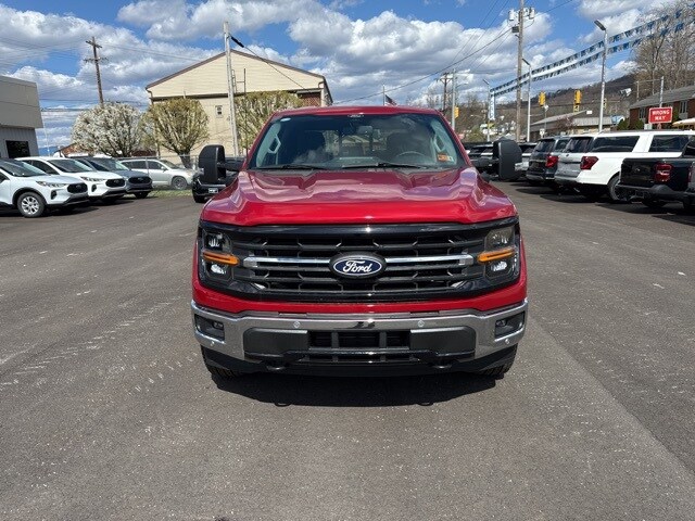 2025 Ford F-150 XLT photo 2