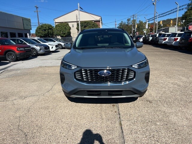 2024 Ford Escape Active photo 2