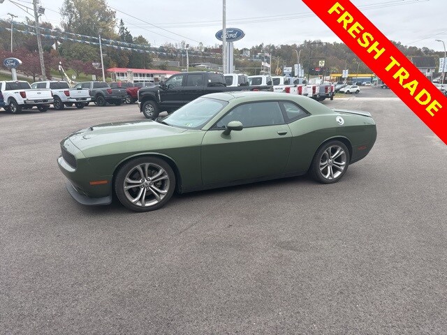 2022 Dodge Challenger GT photo 4