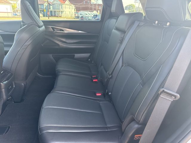 2025 INFINITI QX60 LUXE - Photo 14