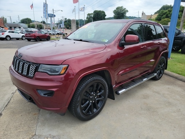 Used 2020 Jeep Grand Cherokee Altitude with VIN 1C4RJFAG2LC438962 for sale in St. Marys, WV