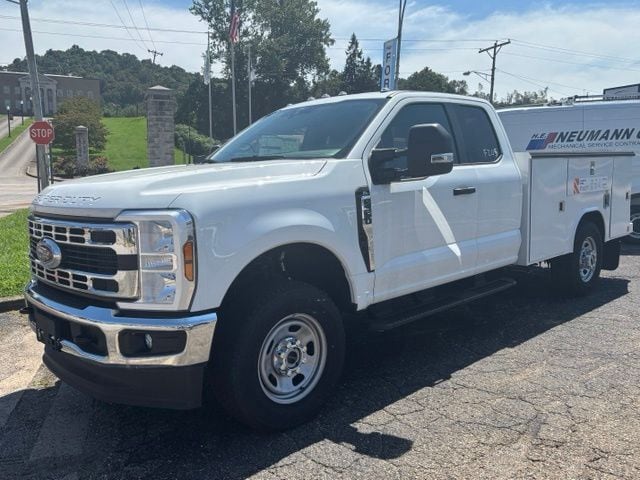 2025 Ford F-350 Super Duty Chassis Cab XL - Photo 15