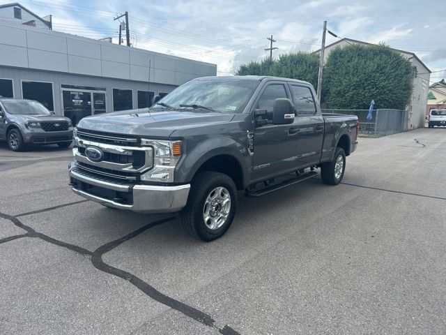 2022 Ford F-250 XLT 4x4 Crew Cab 6-3/4' Box's photo