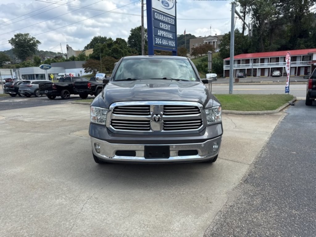 Used 2016 Ram 1500 SLT Truck Crew Cab