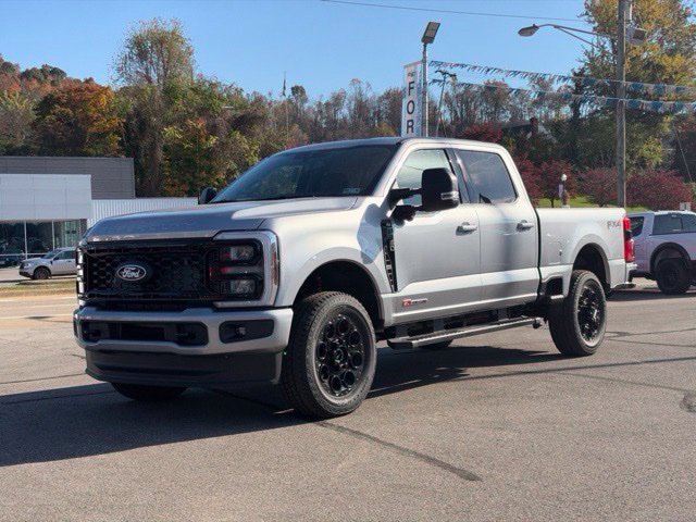 2027 Ford F-350 XLT Truck Crew Cab