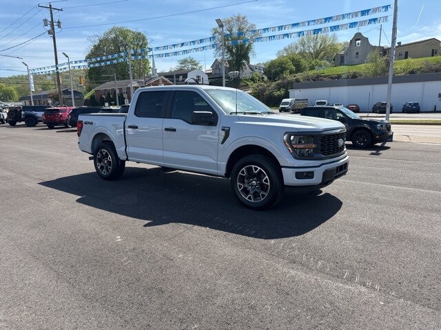 2025 Ford F-150 STX photo 3