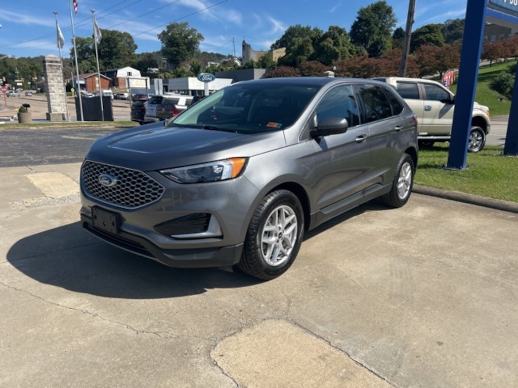 Used 2023 Ford Edge  SUV