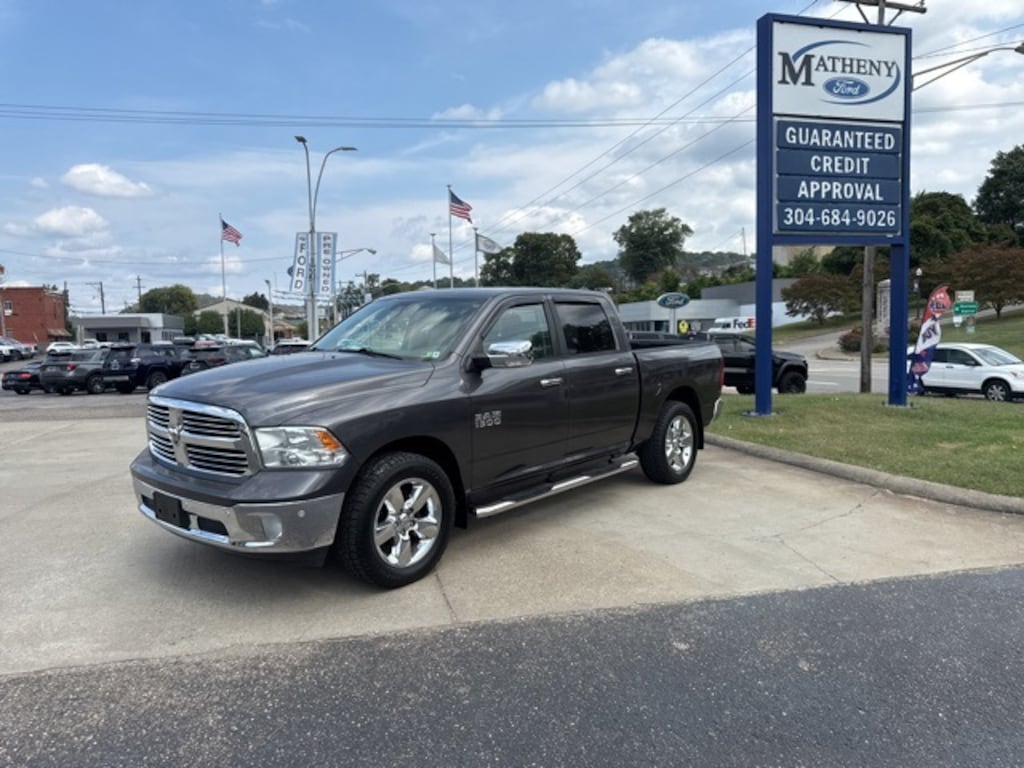 Used 2016 Ram 1500 SLT Truck Crew Cab