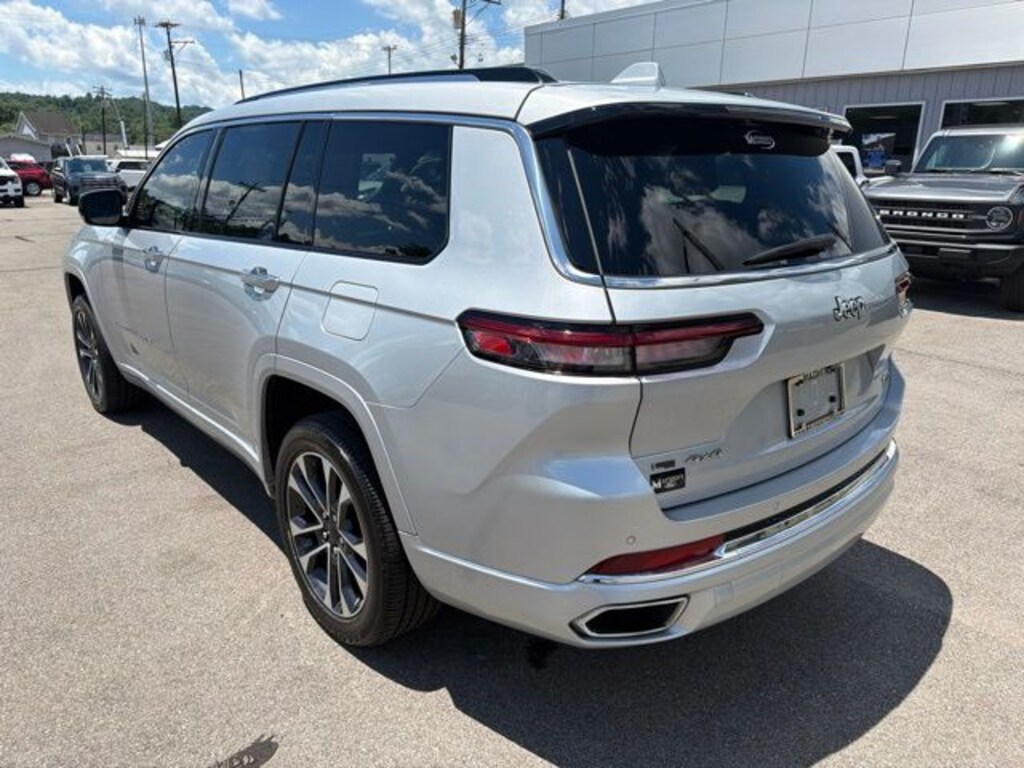 Used 2021 Jeep Grand Cherokee L Overland SUV