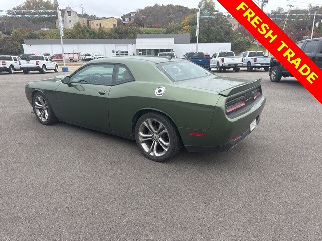 2022 Dodge Challenger GT photo 3
