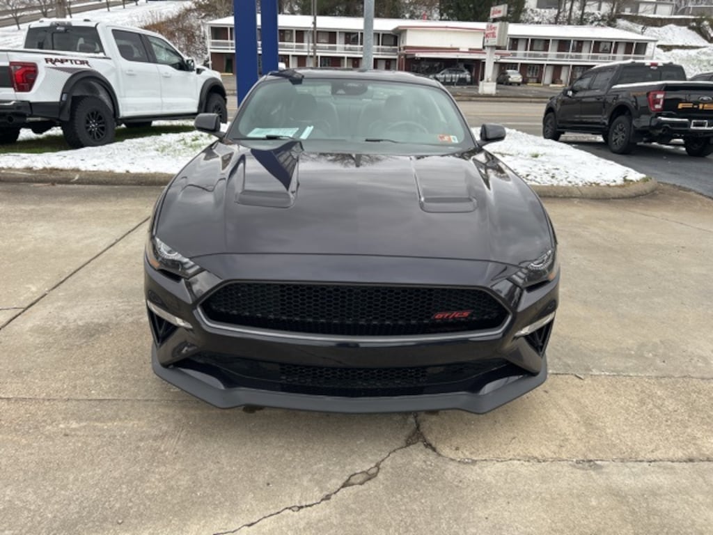 Used 2022 Ford Mustang Coupe