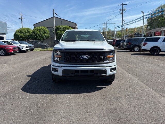 2025 Ford F-150 STX photo 2