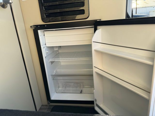2024 Mercedes-Benz Sprinter Cargo Van Base - Photo 20