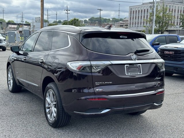 2022 Buick Enclave Avenir photo 3