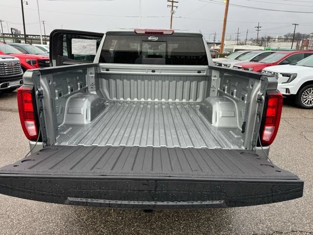 2026 GMC Sierra 1500 SLE - Photo 9