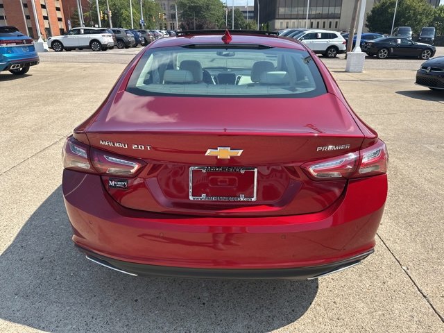 2021 Chevrolet Malibu Premier photo 4