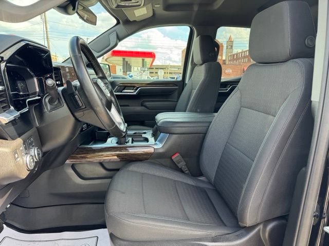 2025 GMC Sierra 1500 Elevation - Photo 11