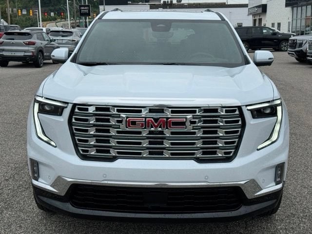 2026 GMC Acadia Denali - Photo 8