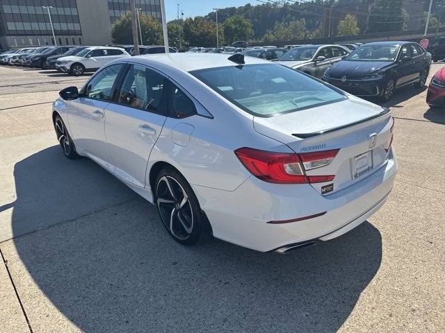 2022 Honda Accord Sport photo 3