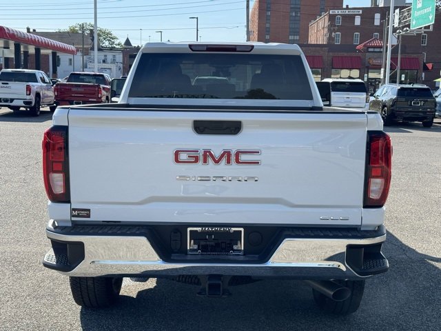 2026 Gmc Sierra 2500 HD SLE photo 4