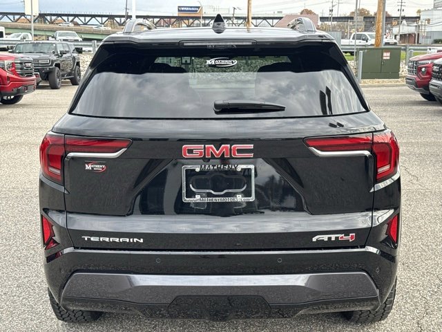 2026 Gmc Terrain AT4 photo 4