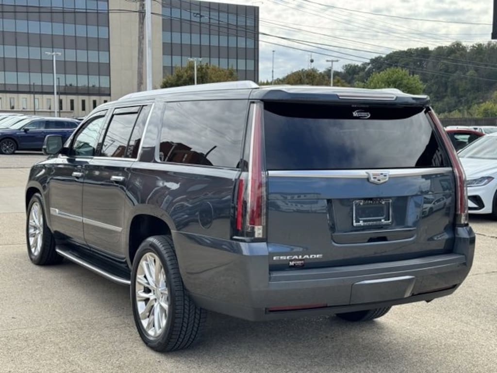 Used 2019 CADILLAC Escalade ESV Luxury SUV
