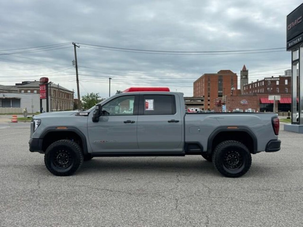Used 2024 GMC Sierra 2500 HD AT4X Truck