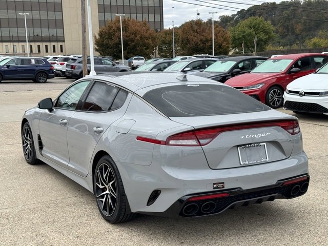 2023 Kia Stinger GT-Line photo 3