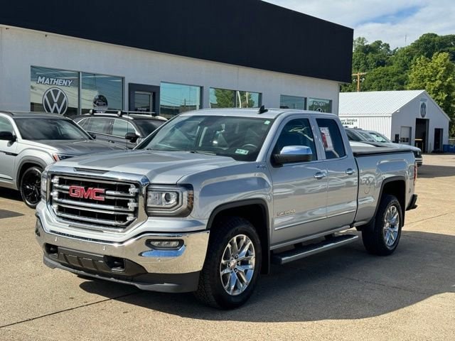 2017 GMC Sierra 4WD Double Cab Standard Box SLT's photo