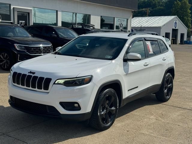 Used 2019 Jeep Cherokee Altitude with VIN 1C4PJMLB0KD453241 for sale in Parkersburg, WV