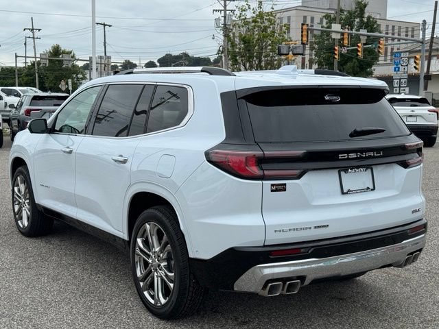 2026 GMC Acadia Denali - Photo 3