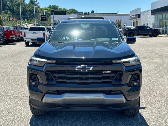 2025 Chevrolet Colorado Z71 - Photo 9