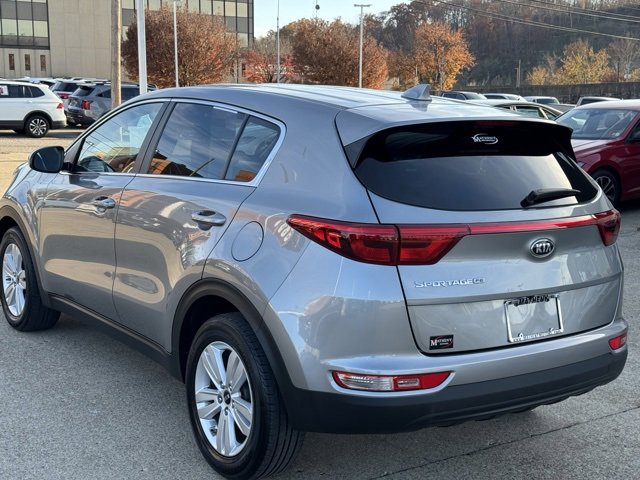 2019 Kia Sportage LX photo 2