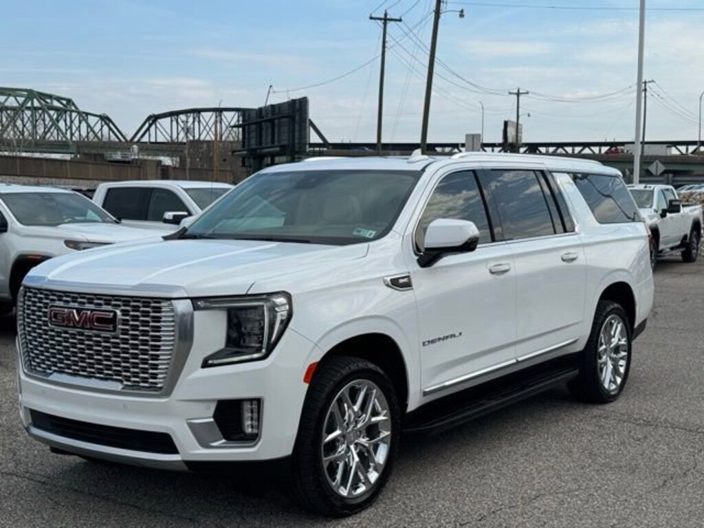 Used 2024 GMC Yukon XL Denali SUV