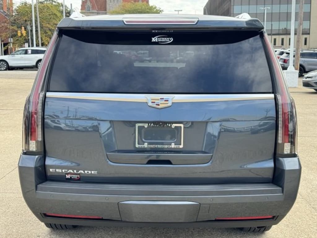 Used 2019 CADILLAC Escalade ESV Luxury SUV