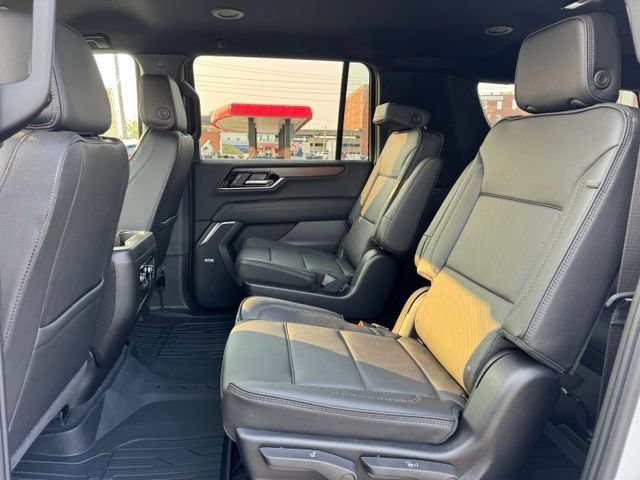 2026 GMC Yukon XL Denali - Photo 11