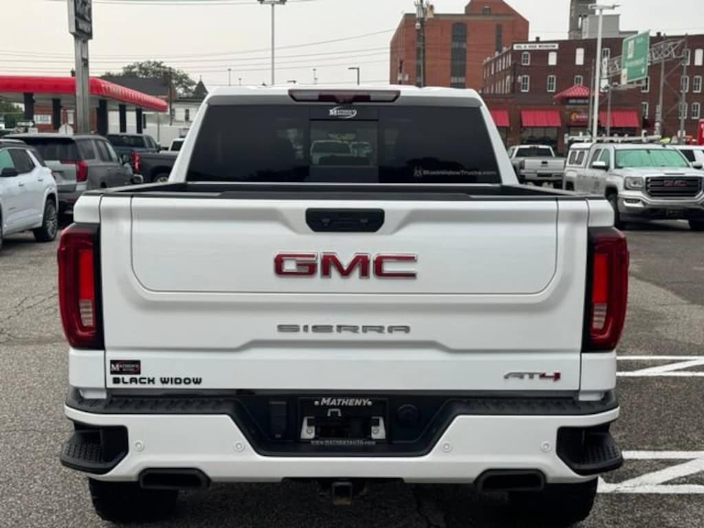 Used 2022 GMC Sierra 1500 AT4 Truck