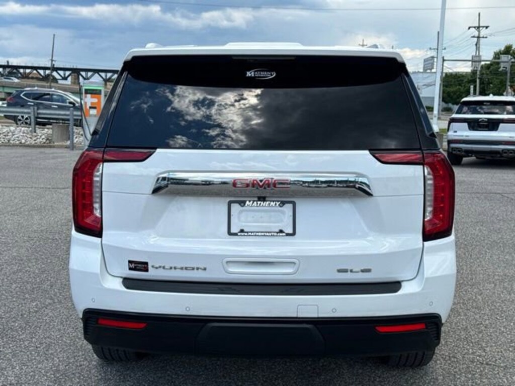 Used 2023 GMC Yukon SLE SUV