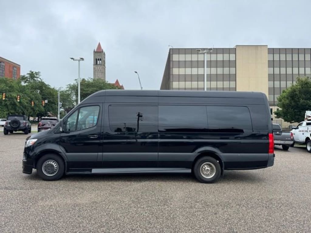 Used 2023 Mercedes-Benz Sprinter Cargo Van NA