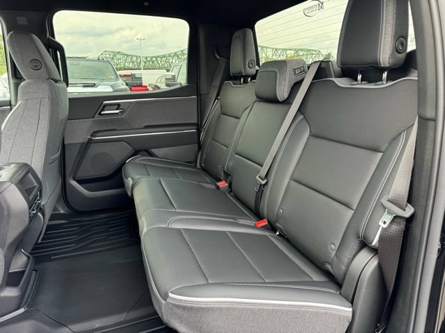 2026 GMC Sierra EV Elevation - Photo 11