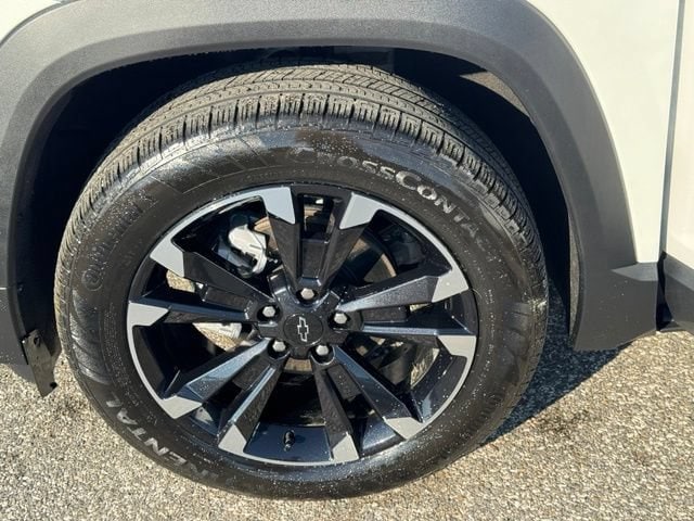 2025 Chevrolet Equinox RS - Photo 21